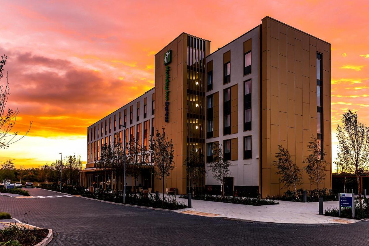 Holiday Inn Express - Bicester By Ihg Buitenkant foto